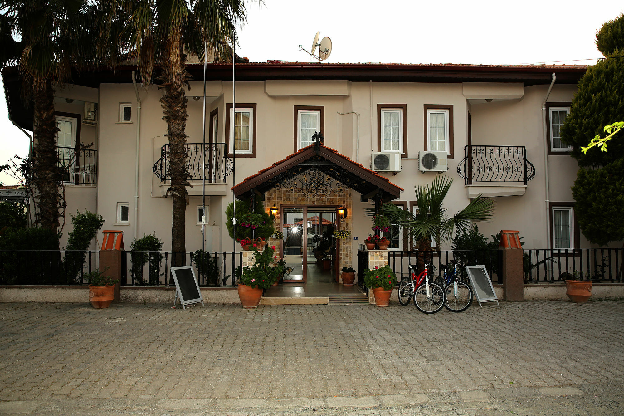 Eon Dalyan Boutique Hotel מראה חיצוני תמונה